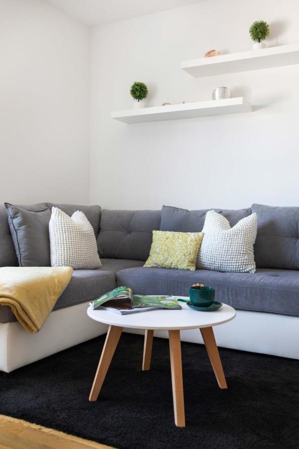 Spacious 2Bdr Apartment With A Cute Balcony Zagreb Eksteriør billede