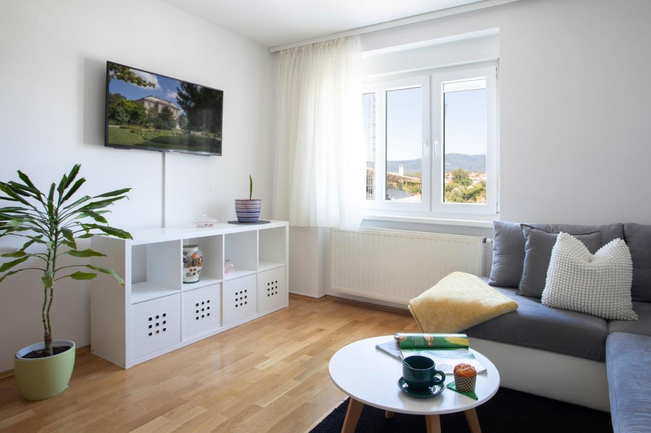 Spacious 2Bdr Apartment With A Cute Balcony Zagreb Eksteriør billede